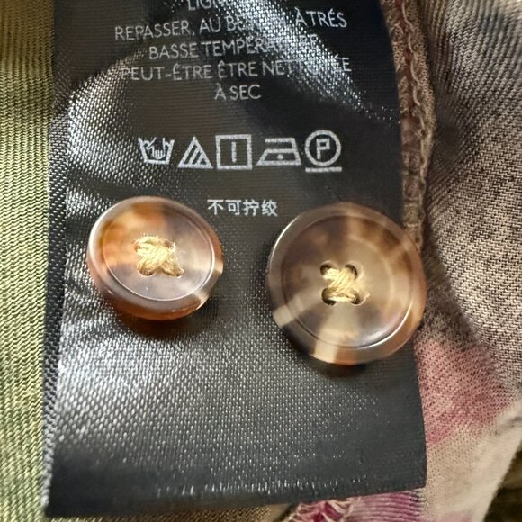 Pilcro by Anthropologie green pink floral camo button down shirt size XSP - Picture 11 of 13